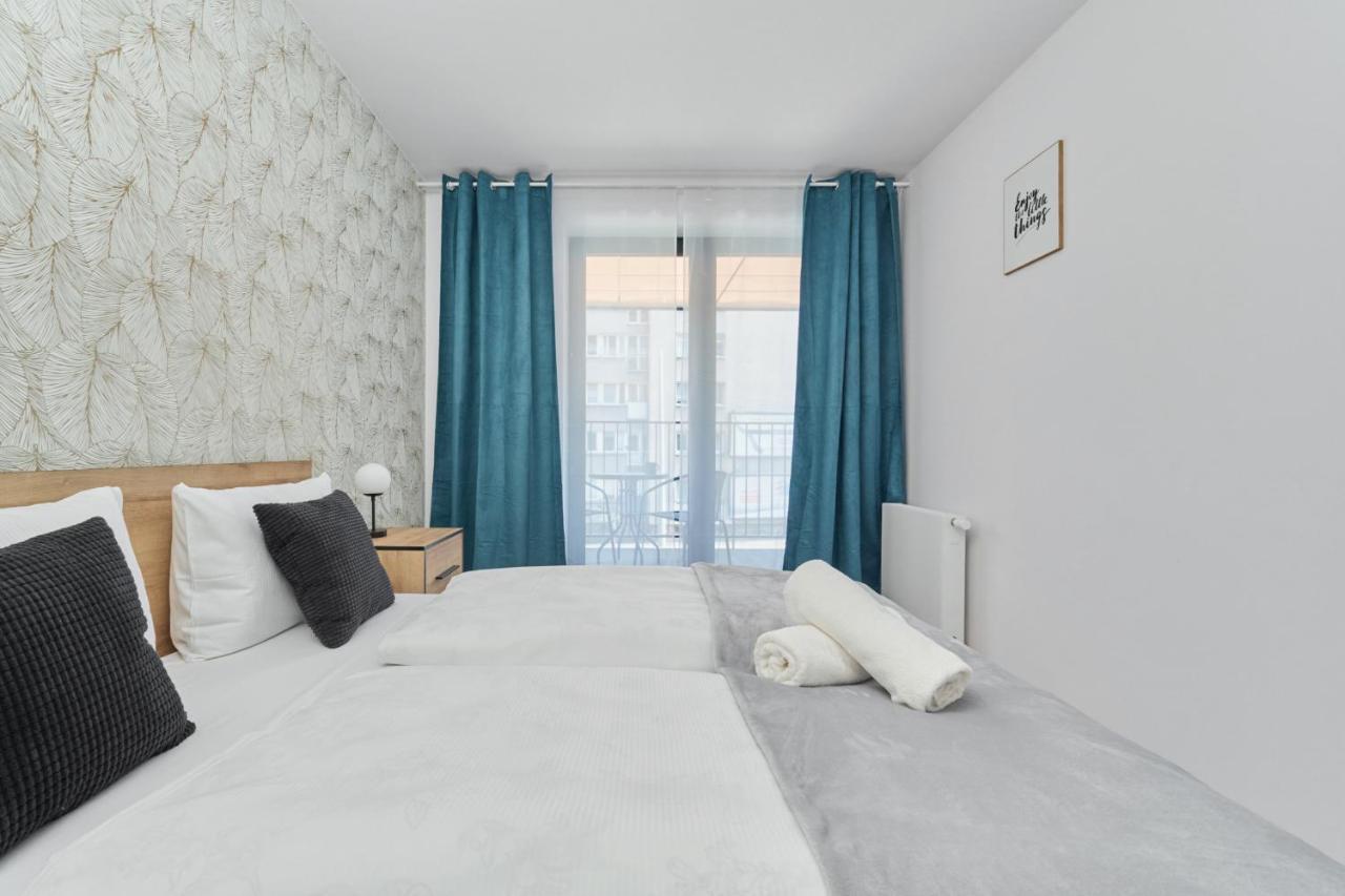 Nowoczesny Apartament Z Balkonem I Parkingiem W Centrum Wroclawia By Noclegi Renters Breslávia Exterior foto